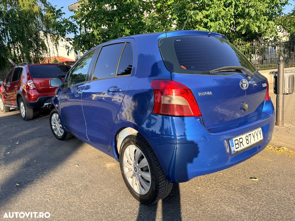 Toyota Yaris 1.4 D-4D Sol - 4
