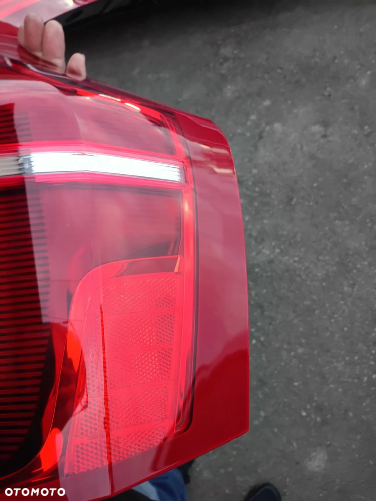 Lampa tył Prawa Volvo XC90 31655916 idealna - 8