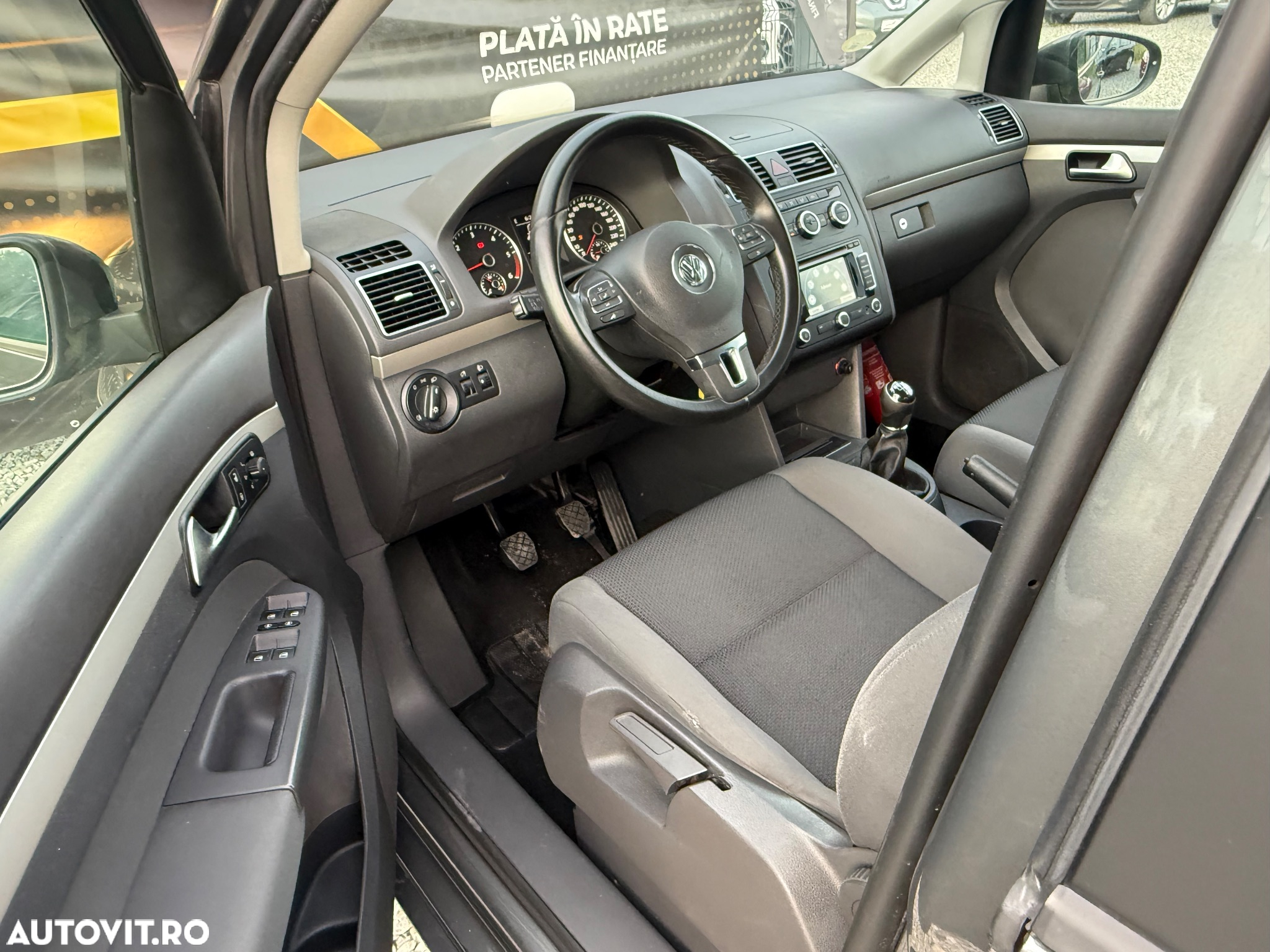 Volkswagen Touran 1.6 TDI BlueMotion Technology Comfortline - 7
