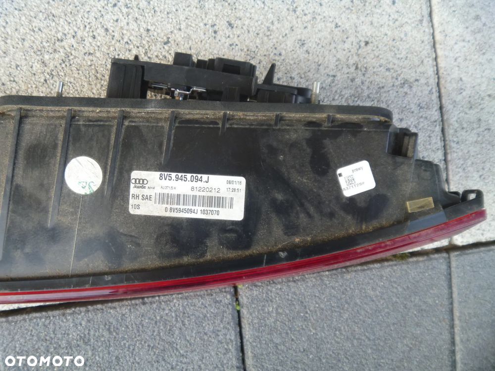 AUDI A3 SEDAN 8V5 LAMPA TYLNA LEWA PRAWA LED W KLAPĘ ORYGINAŁ IGŁA USA - 7