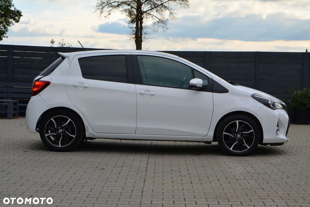 Toyota Yaris - 11