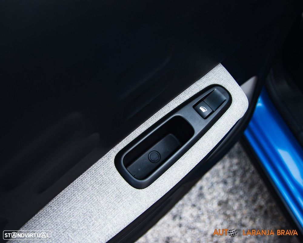 Citroën C3 1.2 PureTech Shine - 27