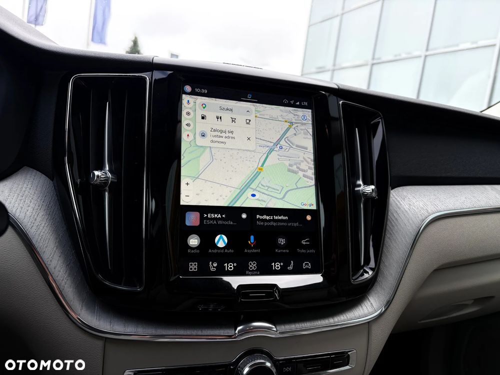Volvo XC 60 B4 D AWD Plus Dark - 17