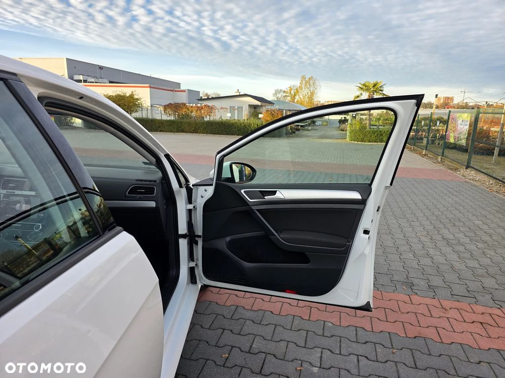 Volkswagen Golf VII 1.6 TDI BMT Trendline - 14