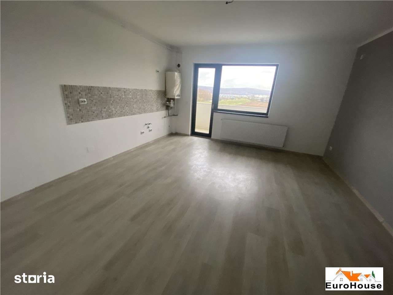 Apartament cu 3 camere de vanzare in Alba Iulia — fotografia 1
