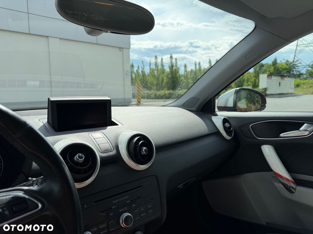 Audi A1 3-drzwiowe 1.4 TFSI Ambition - 3