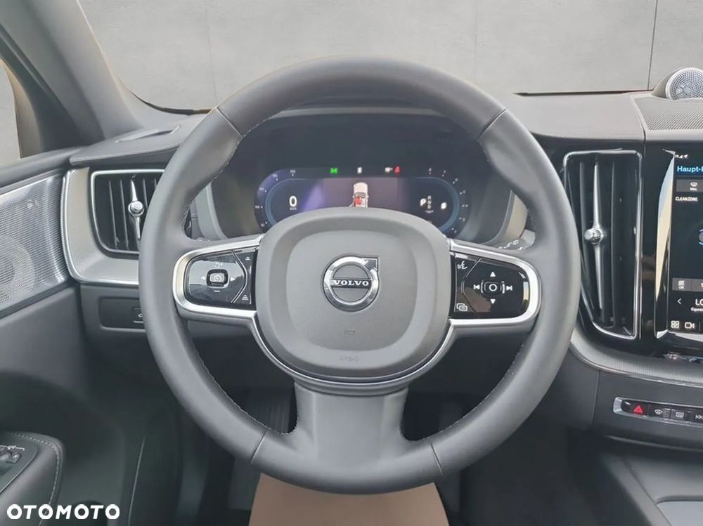 Volvo XC 60 B5 B AWD Ultimate Black Edition - 13