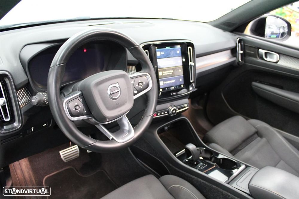 Volvo XC 40 Recharge Twin Plus - 12