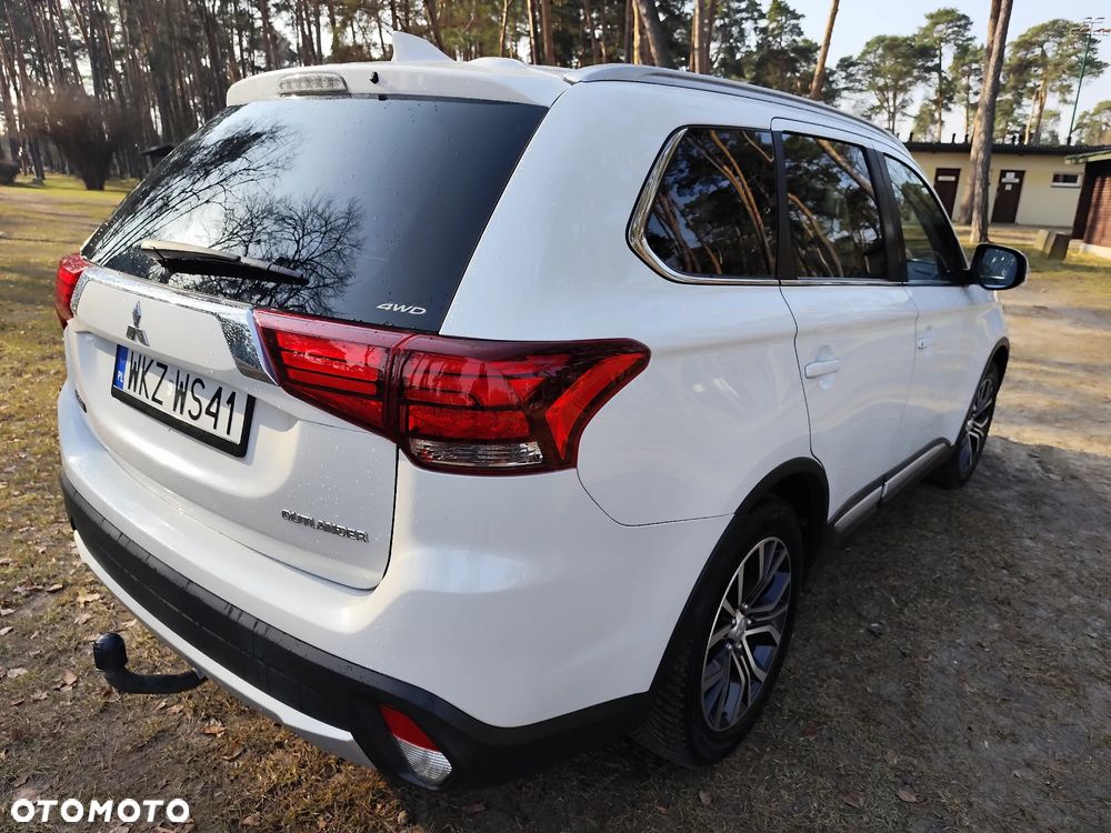Mitsubishi Outlander - 18