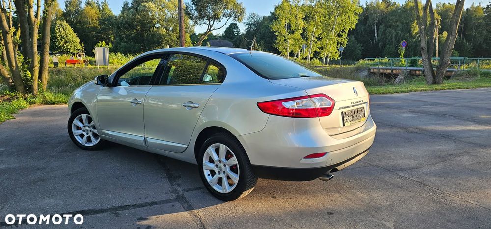 Renault Fluence 1.6 16V 110 Dynamique - 13