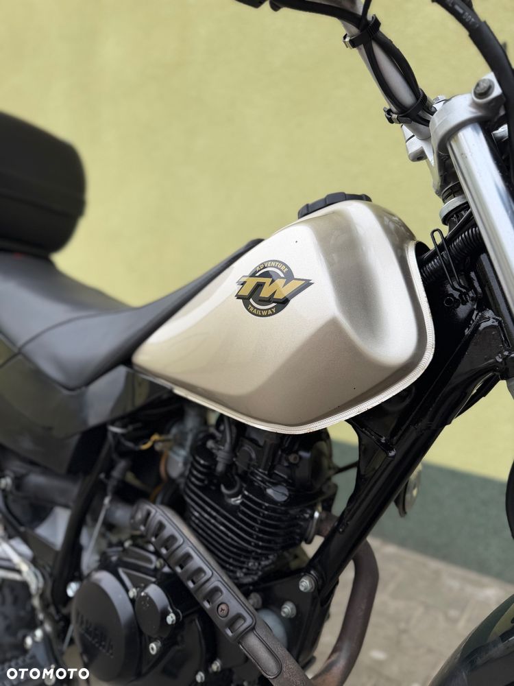Yamaha TW - 4