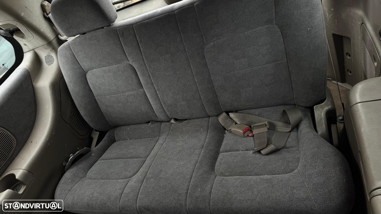 Kia Carnival 2.9 Tdi de 2001 para peças - 11