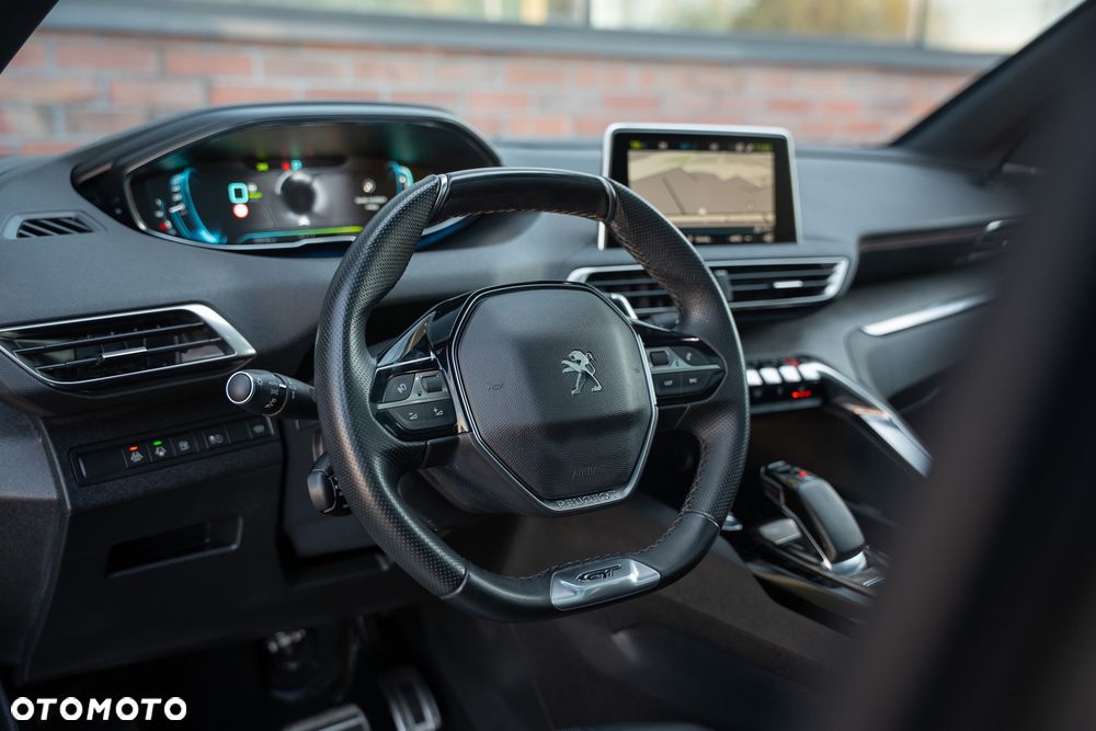 Peugeot 3008 1.6 PureTech Hybrid4 PHEV GT Pack S&S EAT8 - 23