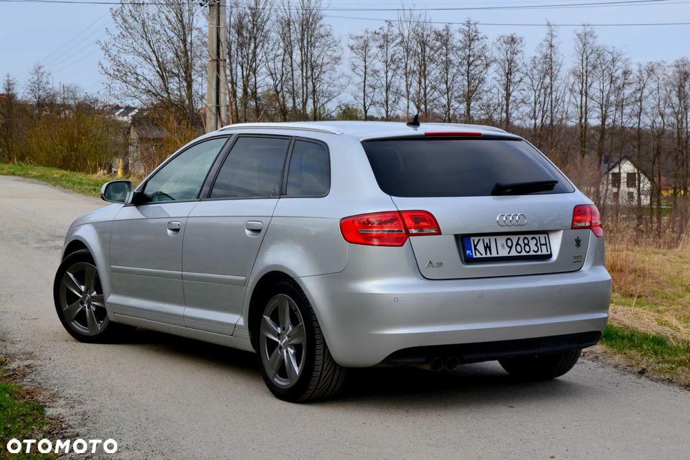 Audi A3 Sportback 2.0 TDI DPF Attraction - 5