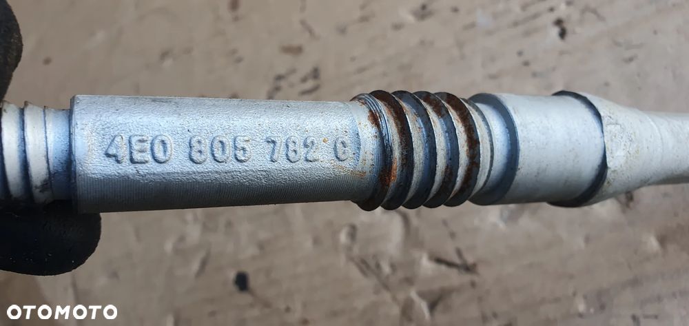 Hak holowniczy ucho Audi A8 D3 4E0805782C - 5