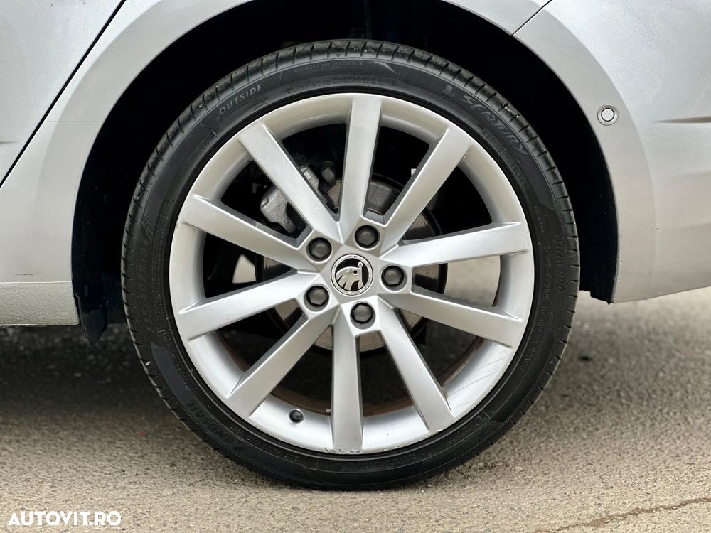 Skoda Octavia 1.6 TDI (Green tec) DSG Style - 13