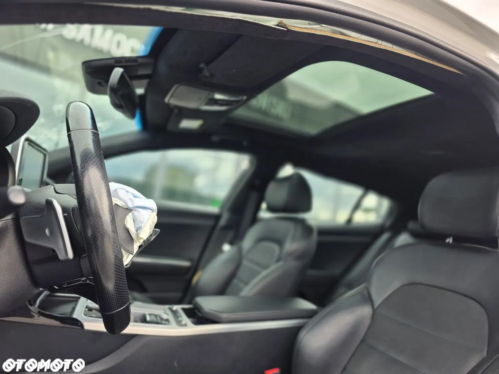 Kia Stinger 2.0 T-GDI XL - 23