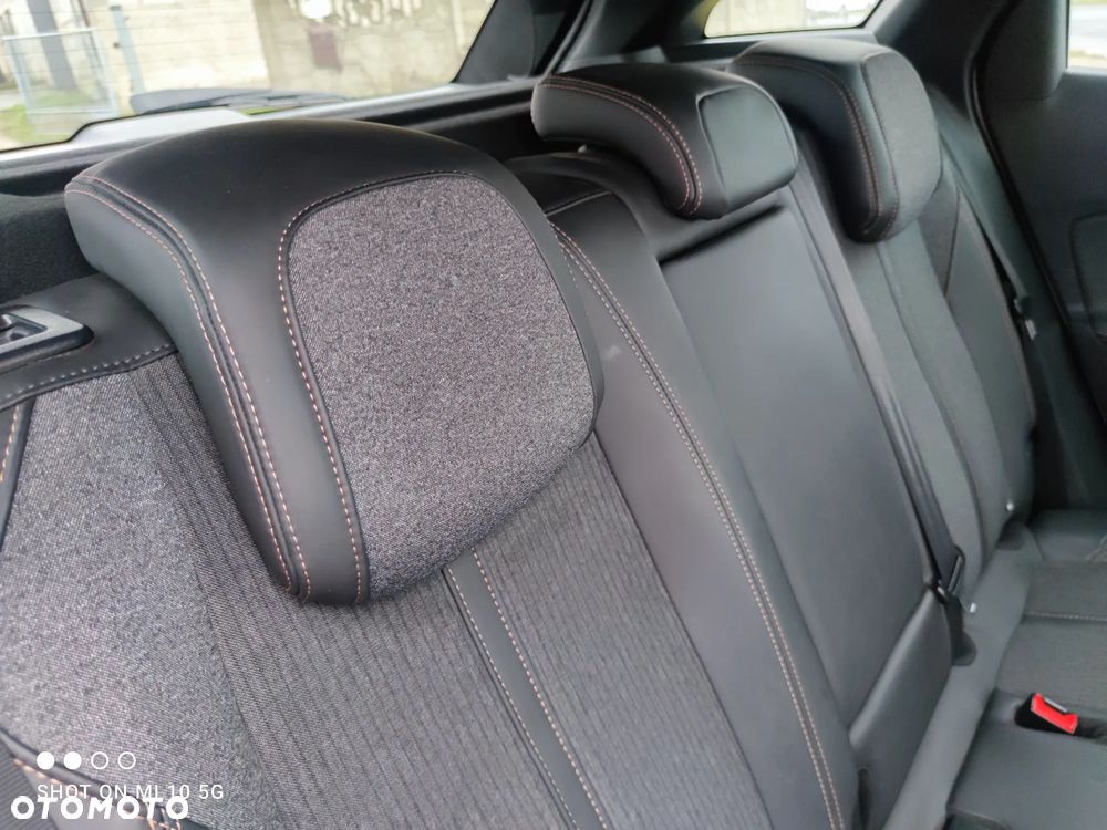 Peugeot 3008 PureTech 130 Stop & Start EAT6 Active - 14