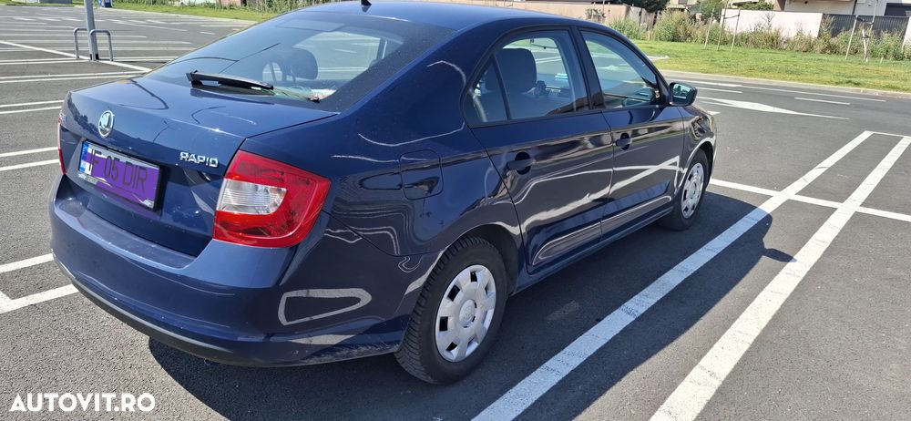 Skoda RAPID 1.2 MPI Active - 3