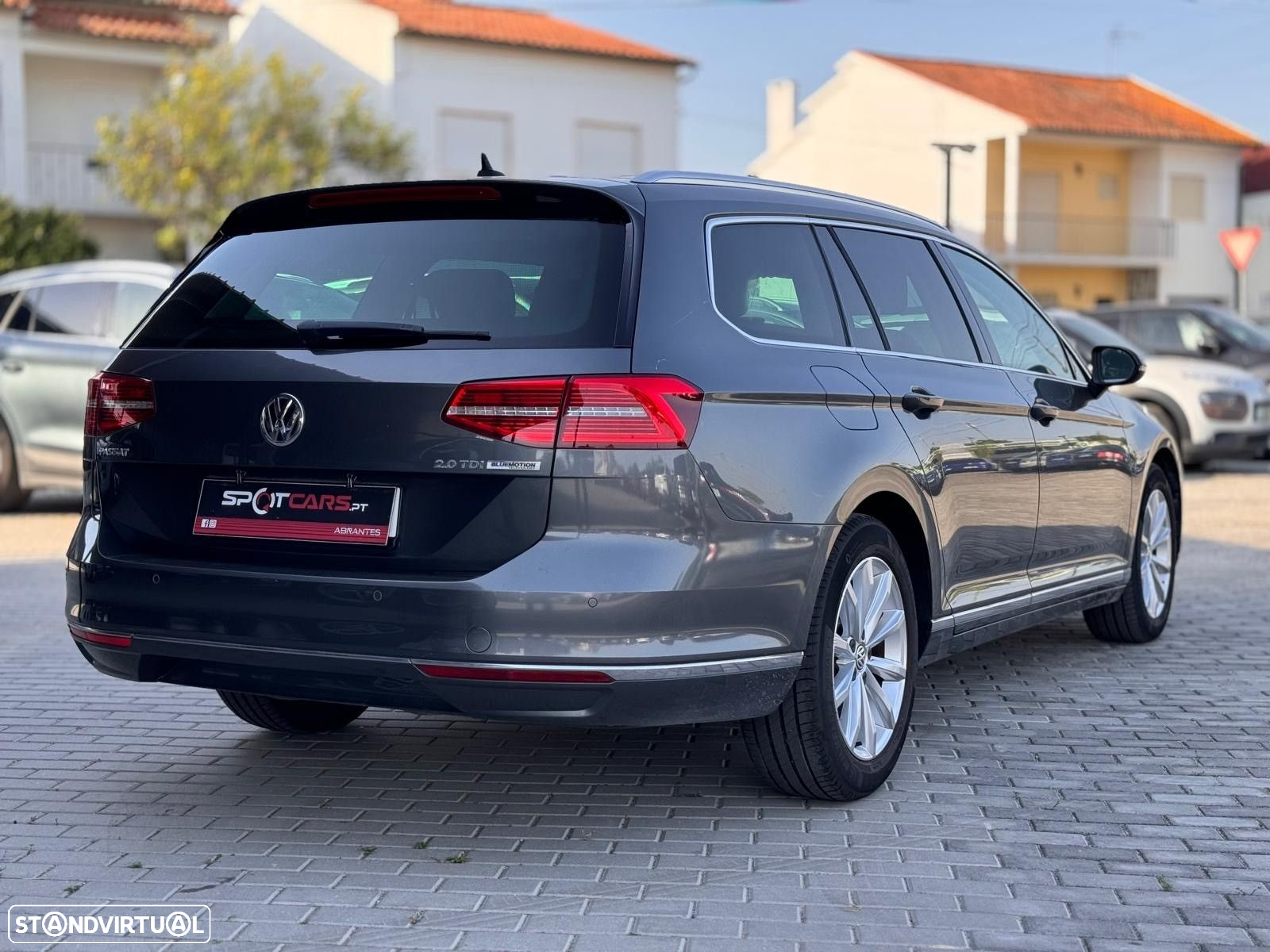 VW Passat Variant 2.0 TDi Highline - 7