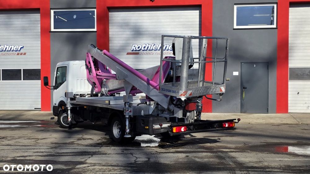 Nissan Cabstar - 2