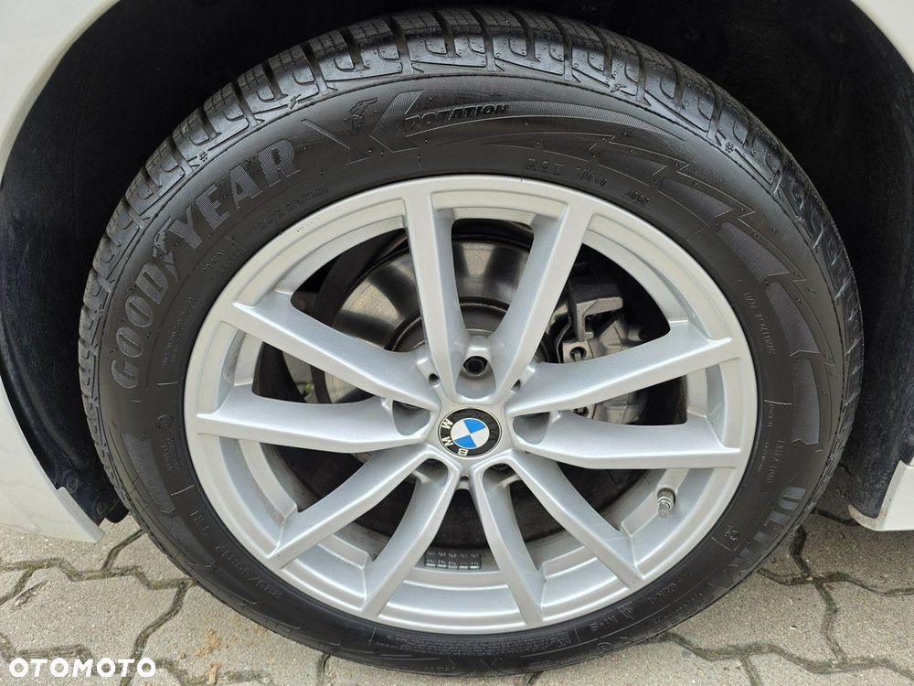 BMW Seria 3 318i Advantage sport - 26