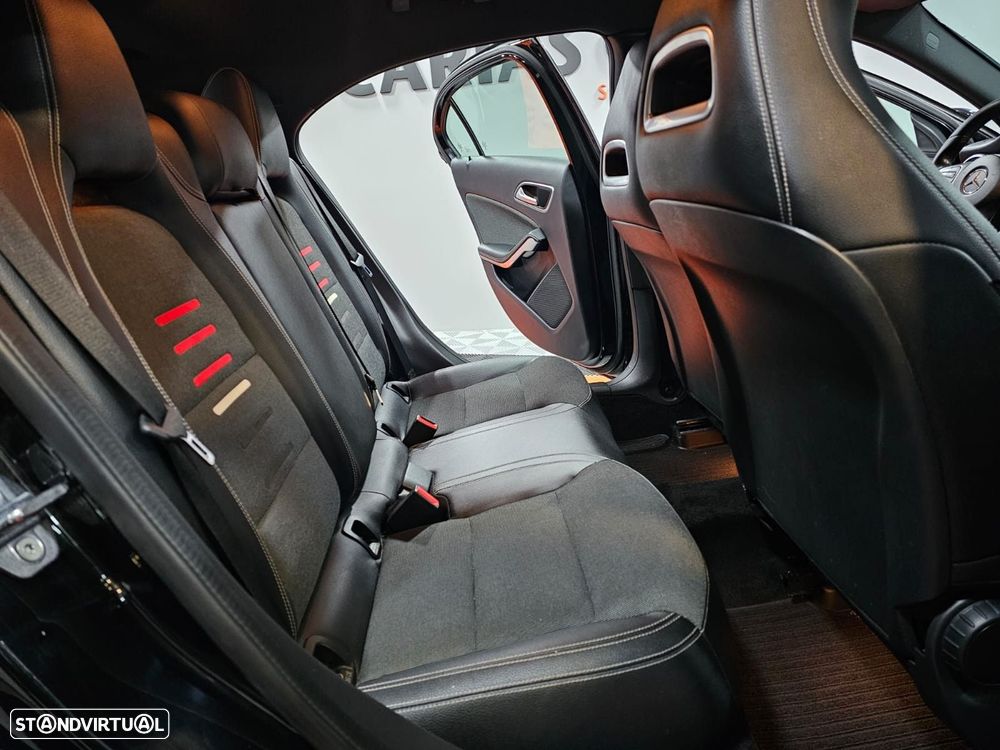 Mercedes-Benz A 180 d Urban - 12