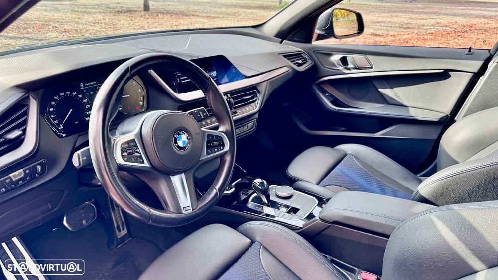 BMW 118 i Pack Desportivo M Auto - 12