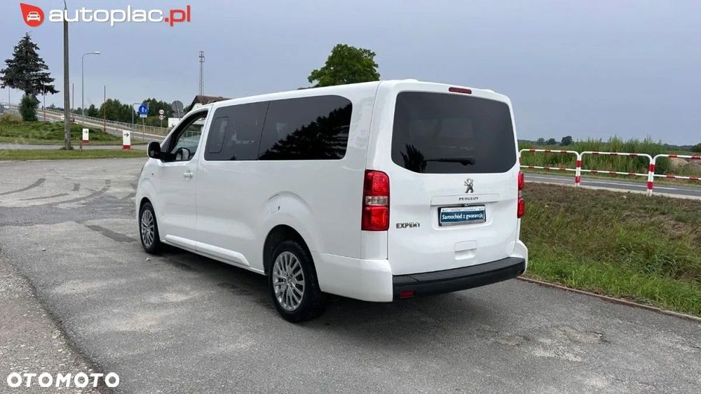 Peugeot Traveller 2019