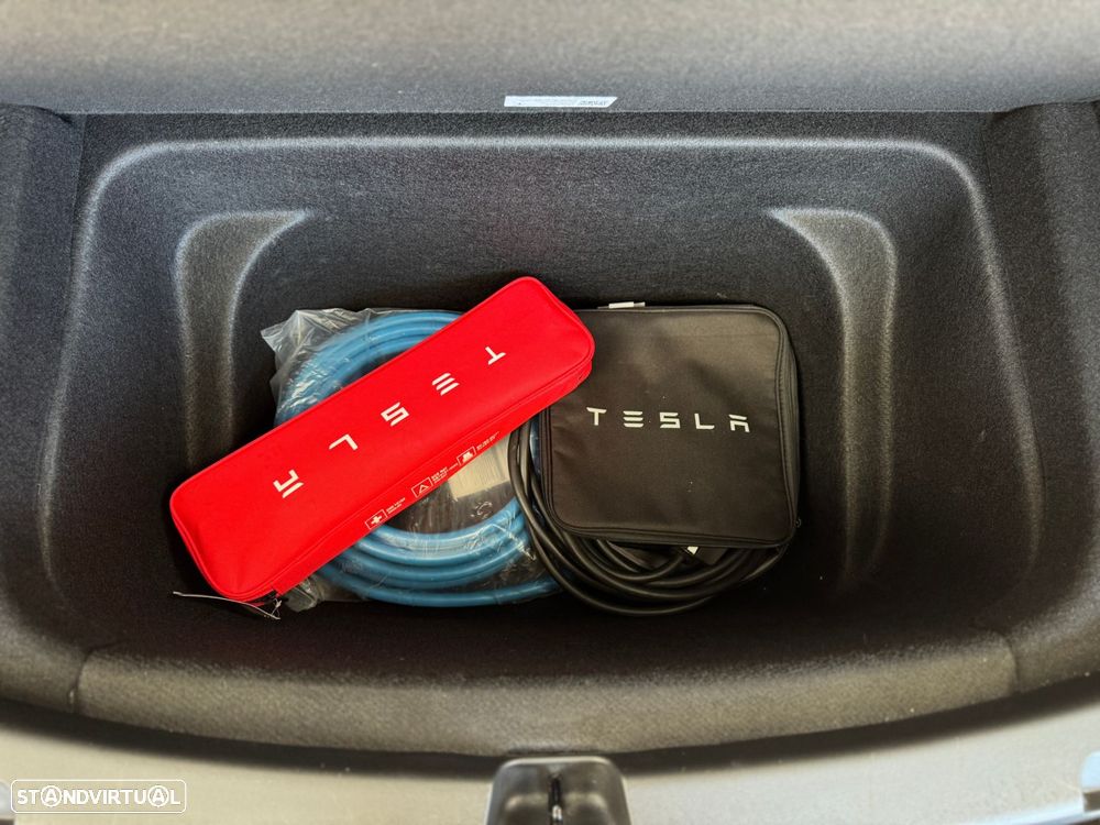Tesla Model Y Tração Traseira - 48