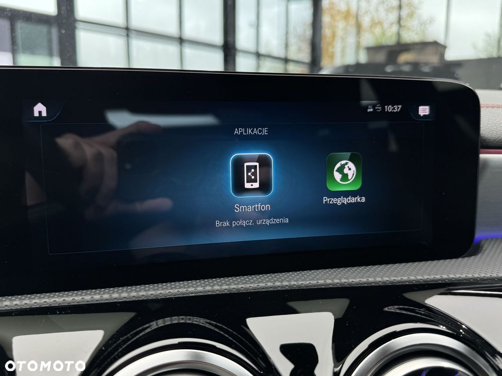 Mercedes-Benz CLA 200 AMG Line 7G-DCT - 32