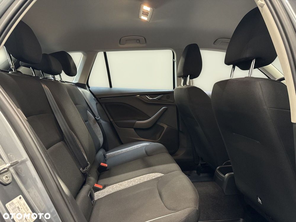 Skoda Kamiq 1.0 TSI Essence - 16