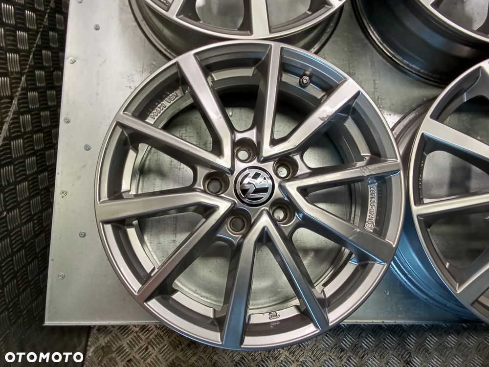 Felgi Vw Passat Jetta Touran Golf Caddy 6Jx16 et43 5x112 - 7