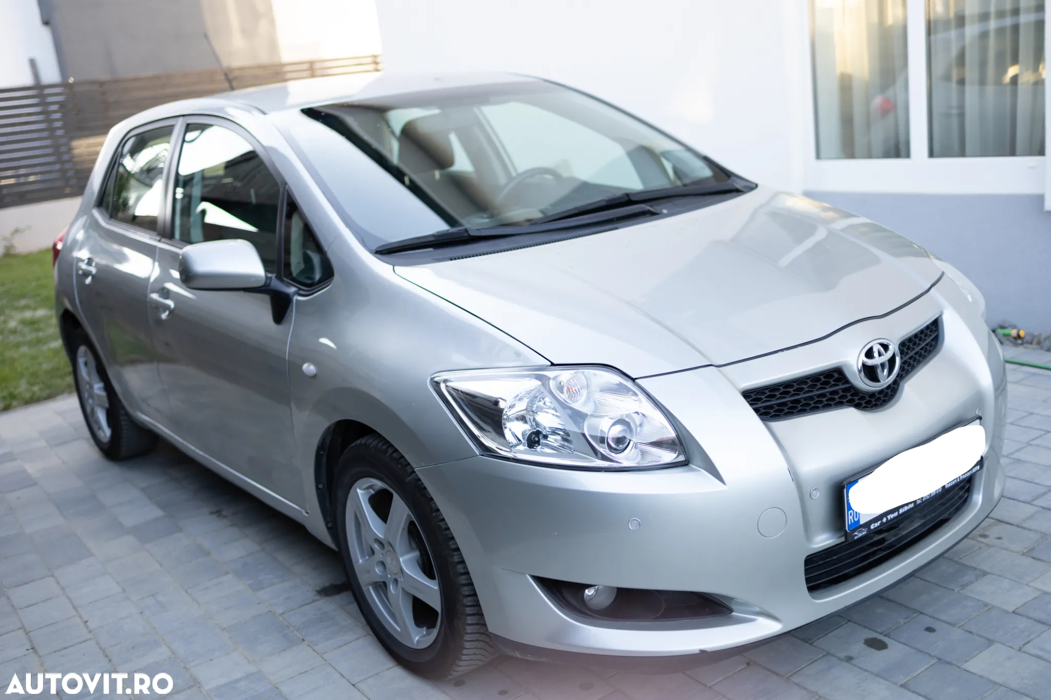 Toyota Auris 1.6 Aut Luna - 3
