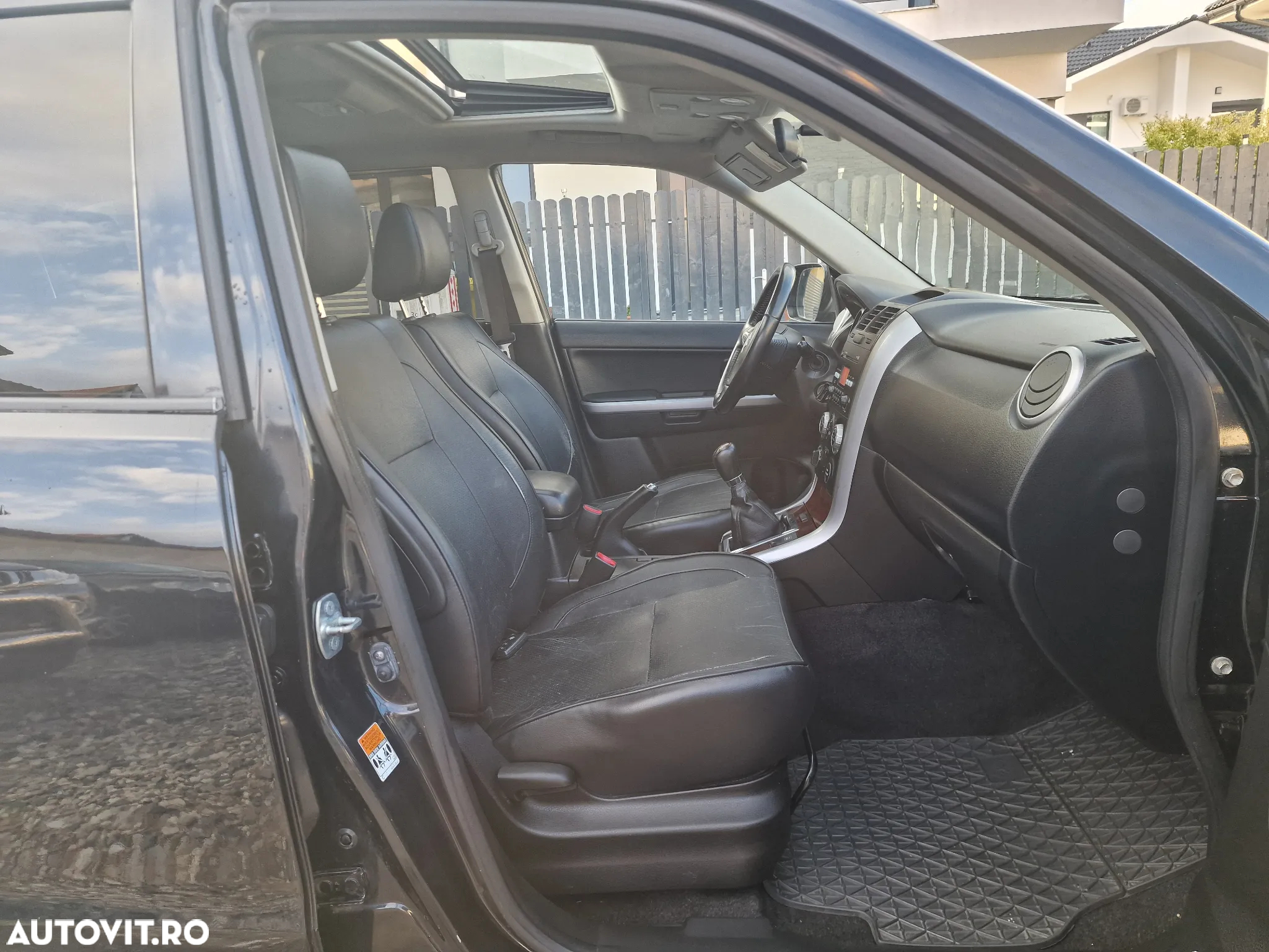 Suzuki Grand Vitara 1.9 DDiS Comfort + DPF - 6