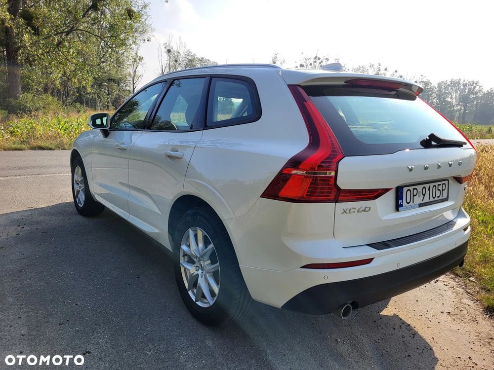 Volvo XC 60 B4 B Momentum - 6