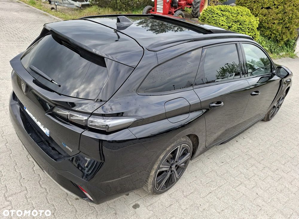 Peugeot 308 225 e-EAT8 GT - 27