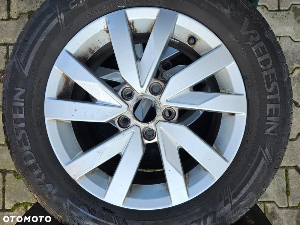 VW Passat B8 Golf  alufelgi 16 6,5Jx16 ET41 3C0601025A - 6