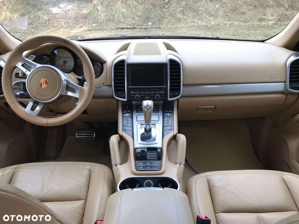 Porsche Cayenne S Tiptronic S - 9