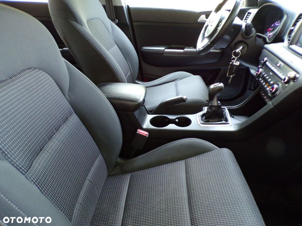 Kia Sportage - 32