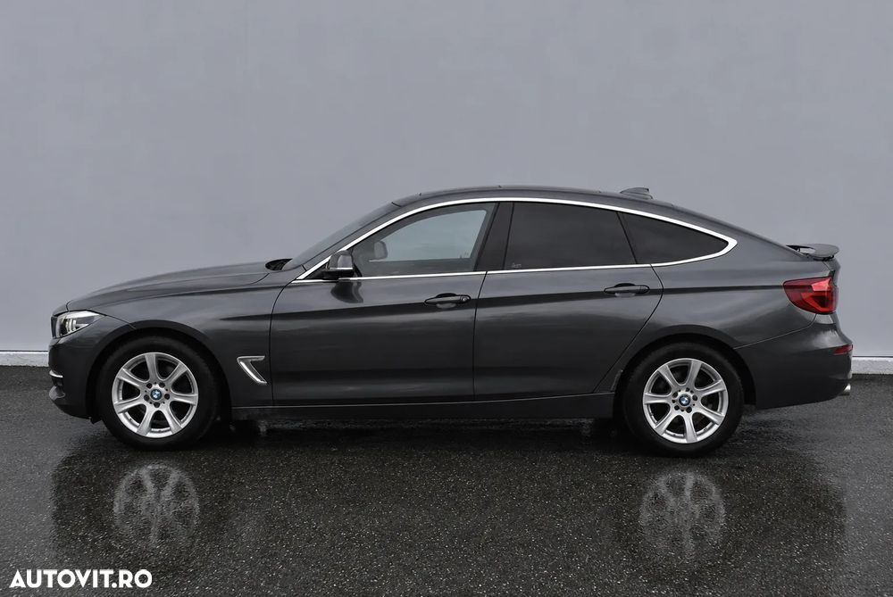 BMW Seria 3 320i xDrive AT - 10