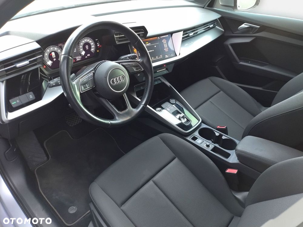 Audi A3 Limousine 35 TFSI mHEV S tronic - 9