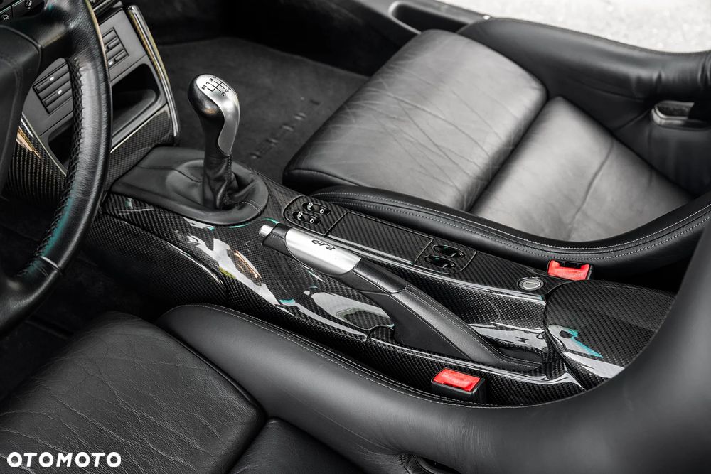 Porsche 911 GT2 - 17