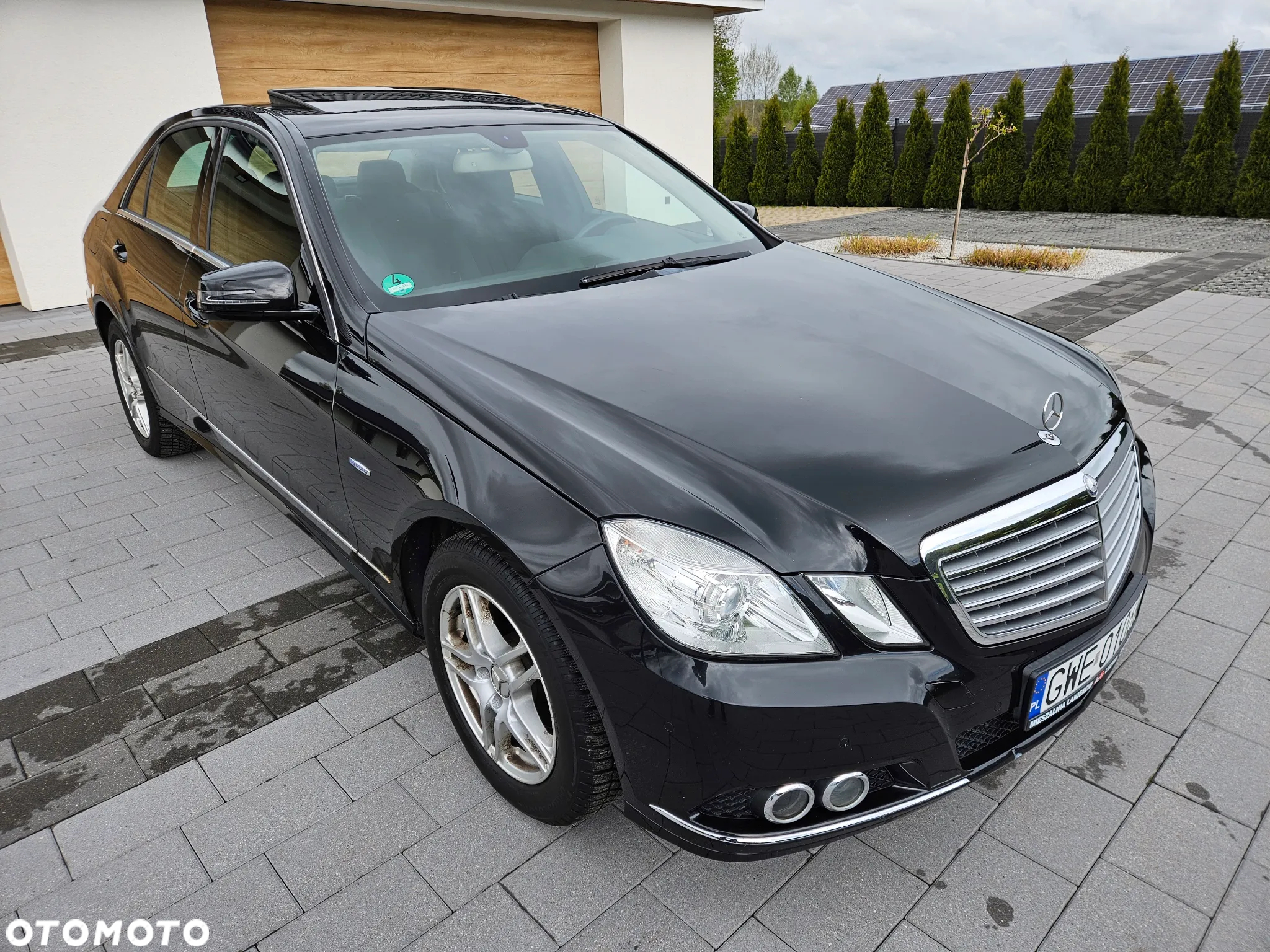 Mercedes-Benz Klasa E 200 CGI BlueEFFICIENCY 7G-TRONIC Avantgarde - 5