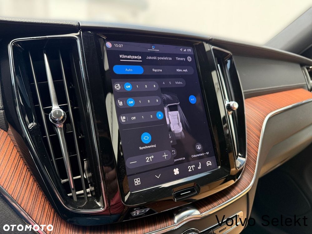 Volvo XC 60 - 21