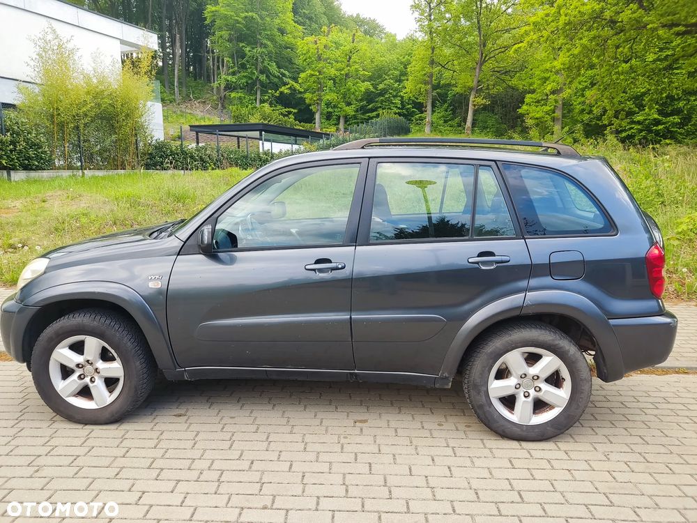 Toyota RAV4 2.0 VVT-i 4x4 - 7