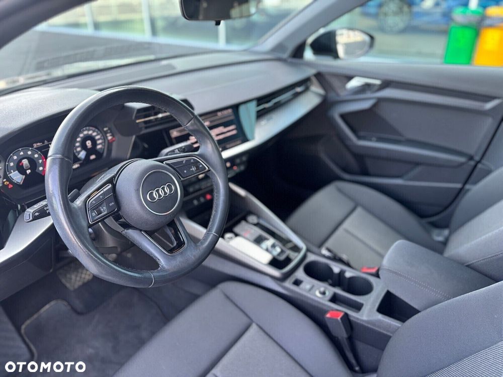 Audi A3 Sportback - 16