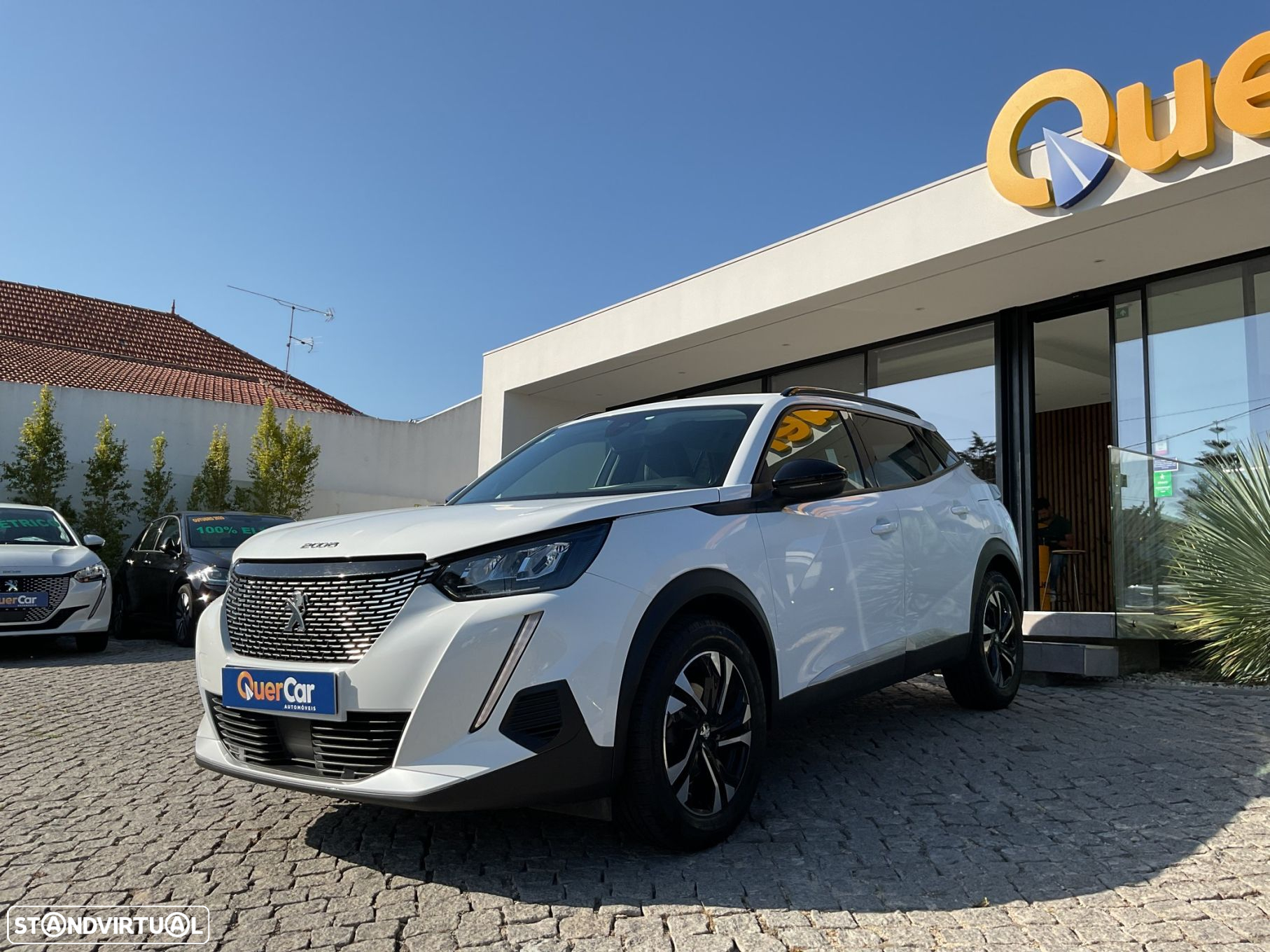 Peugeot 2008 1.2 PureTech Allure Pack EAT8 - 14