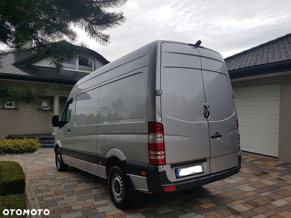 Mercedes-Benz Sprinter - 6