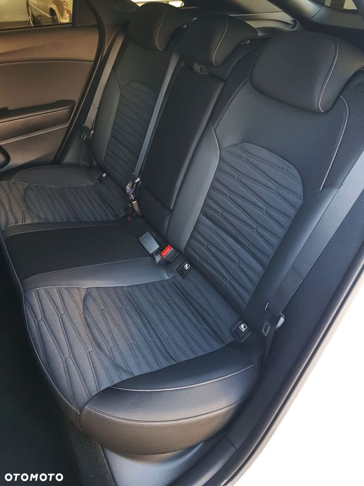 Kia ProCeed 1.5 T-GDI GT Line DCT - 25